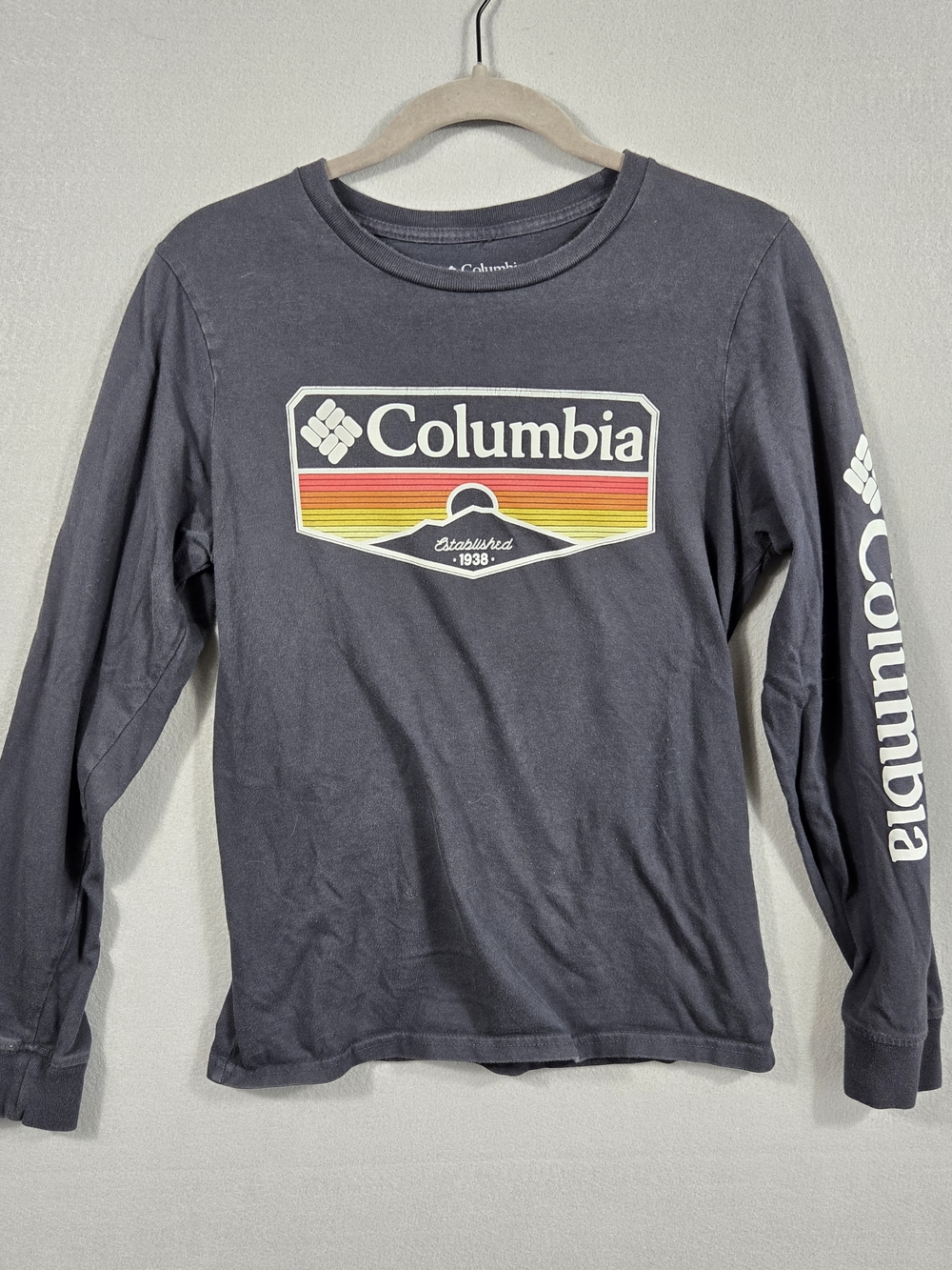 Columbia Long Sleeve Graphic Tee Faded Black Mountain Logo Men's Small